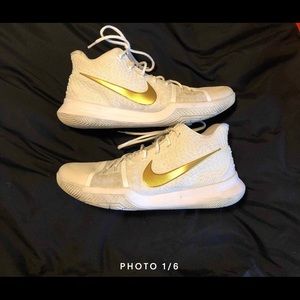 Nike Kylie 3 "The Finals" Basketball Shoe